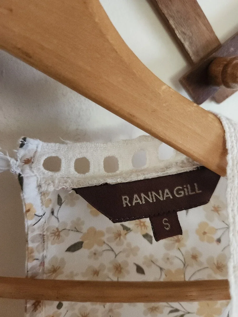 Ranna Gill Short Sleeve Blouse Floral Peplum Top Cream Modal Floral Small - Picture 2 of 12